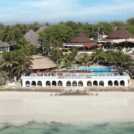 Leopard Beach Resort And Spa Diani Beach Eksteriør billede